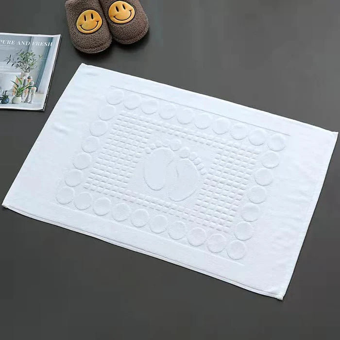 Kit Completo Raffah - 2 toalhas de Banho, 1 de Rosto e 1 de Piso Residêncial Branca