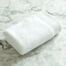 Kit Completo Raffah - 2 toalhas de Banho, 1 de Rosto e 1 de Piso Residêncial Branca